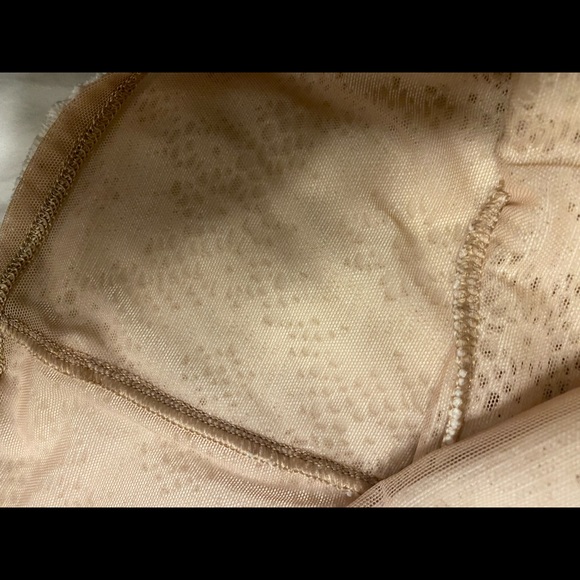 BCBG Maxazria Top - Picture 7 of 7